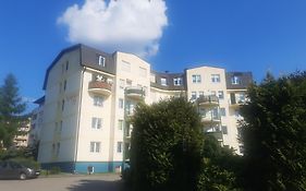 Na Złotych Łanach - apartament z parkingiem
